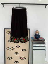 Syriana brown pants gold embroidery with red flowers