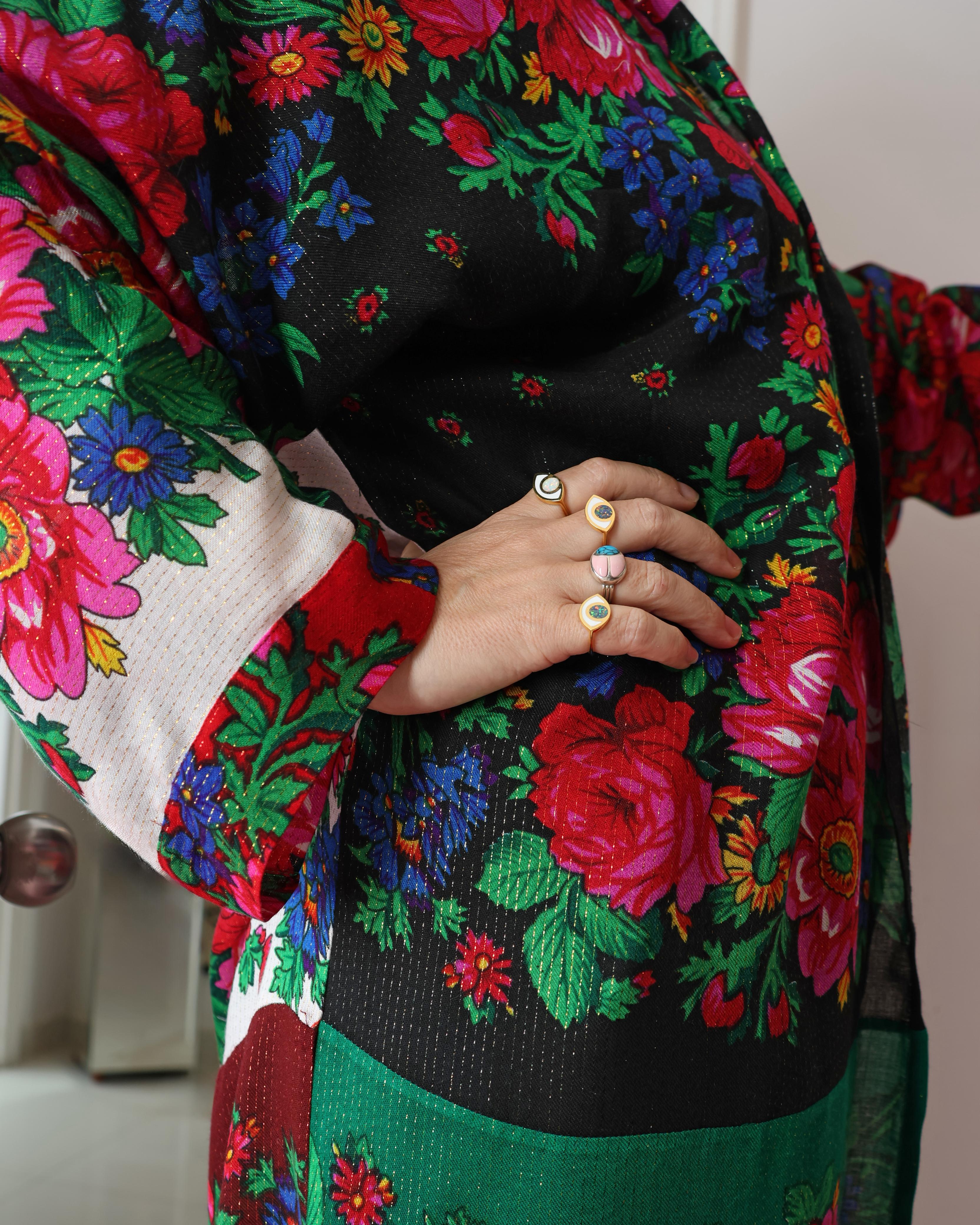 Flowery scarf abaya