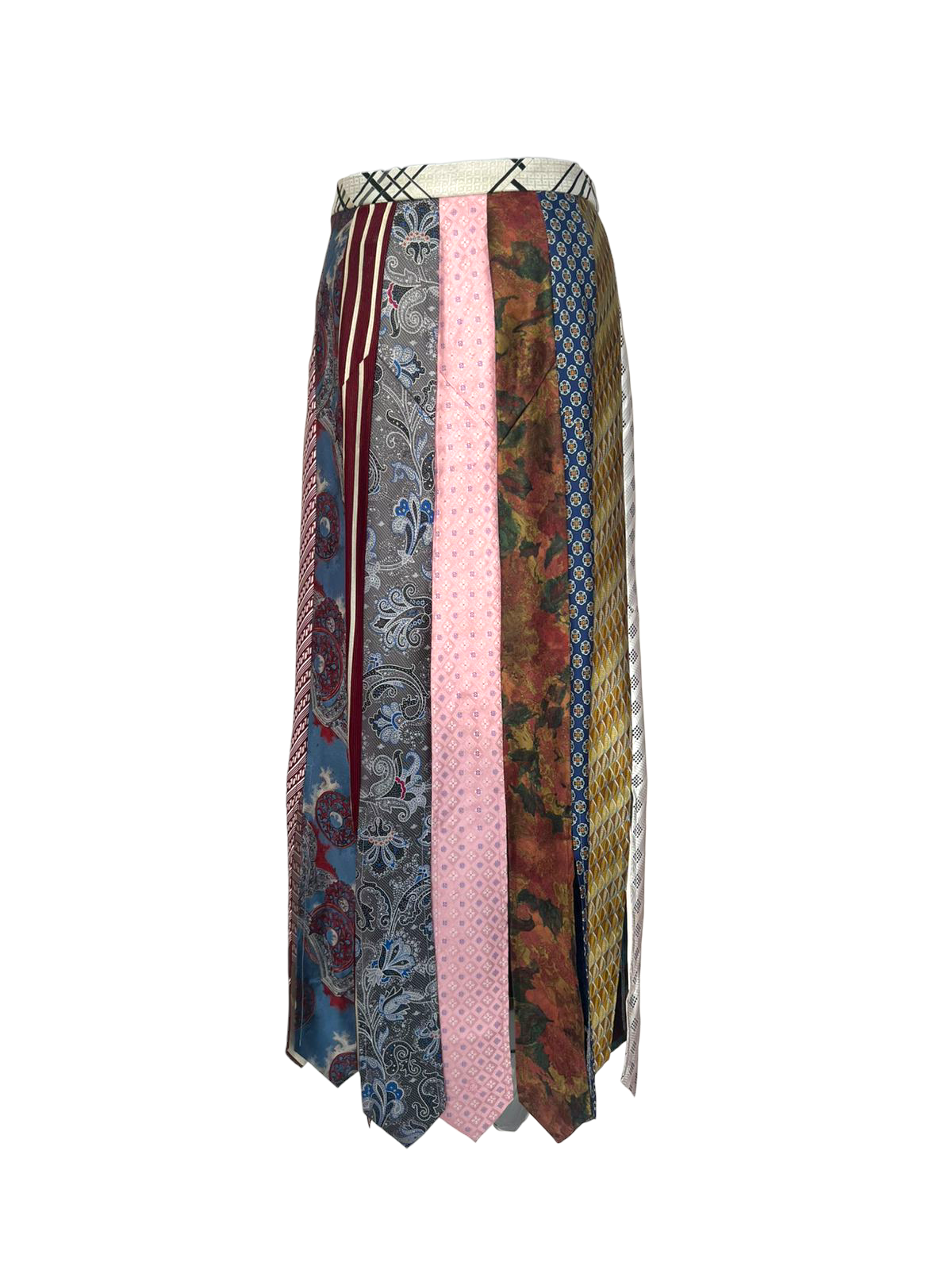 Tie skirt