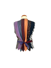 Tie vest